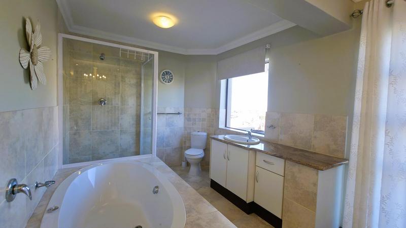 4 Bedroom Property for Sale in Groot Brakrivier Central Western Cape
